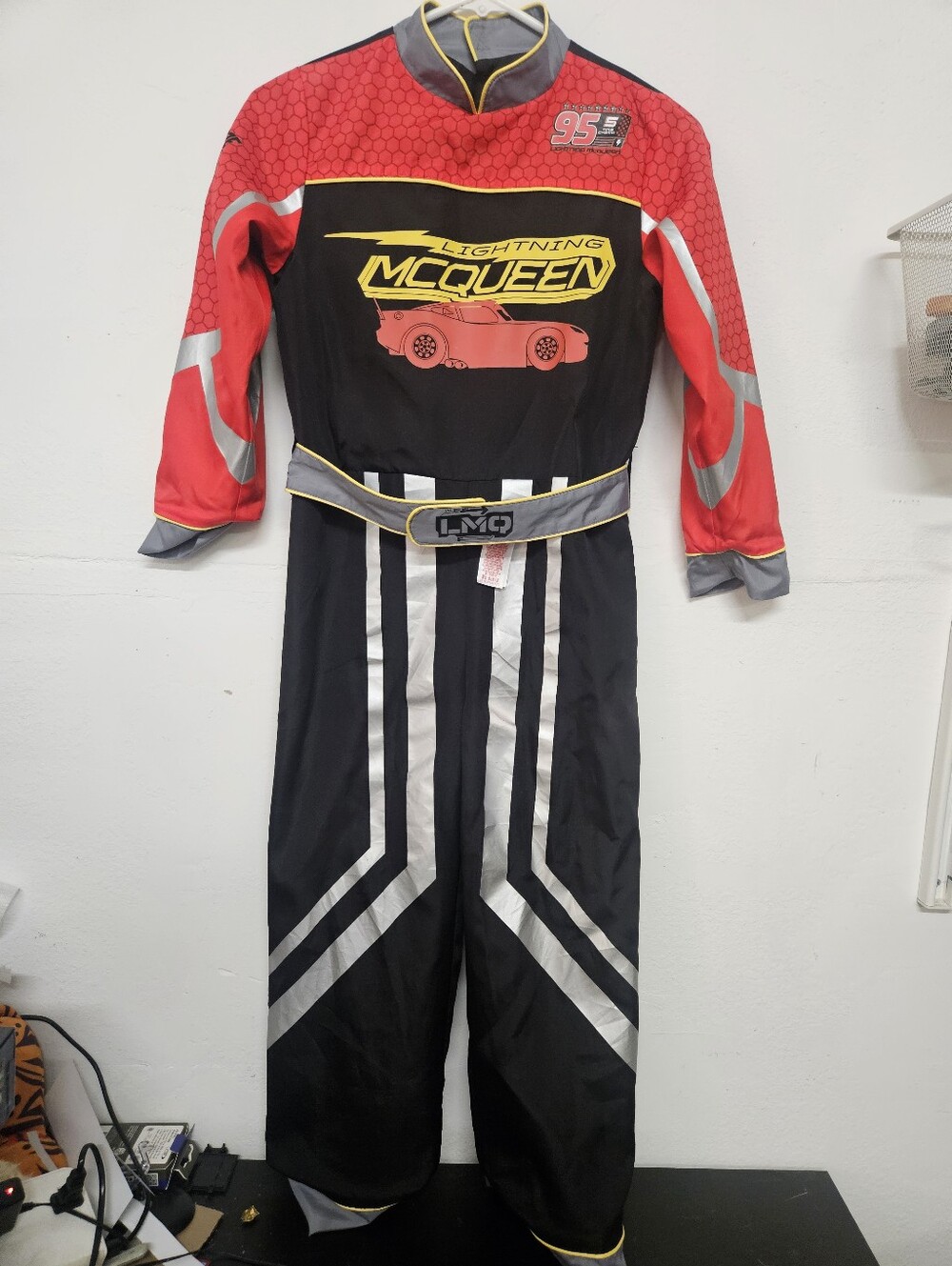 Disney Store Cars Lightning McQueen Costume Pit Crew Jumpsuit BOY 7/8 reversible